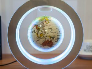 Round LED World Map Floating Globe Magnetic Levitation Light Anti Gravity Magic